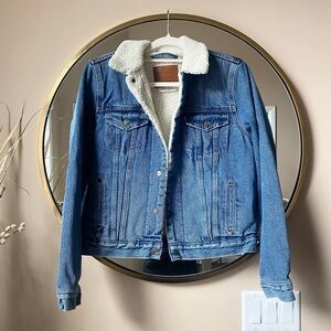 Levi's® Premium ORIGINAL SHERPA TRUCKER JACKET